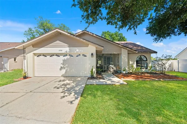 $365,000 | 12908 Longcrest Drive, Riverview, FL 33579