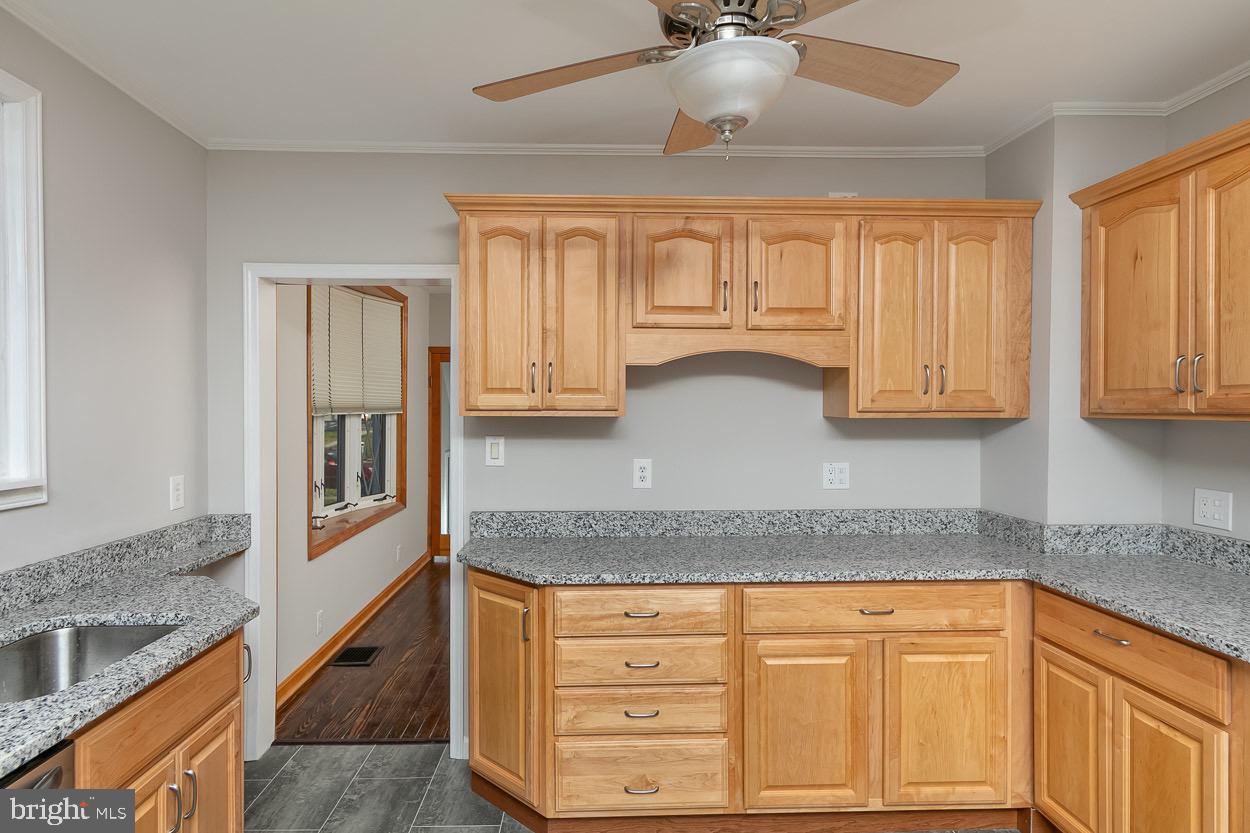 2933 Willoughby Road Baltimore, MD 21234 - Photo 19 of 46 Gallery Image 19
