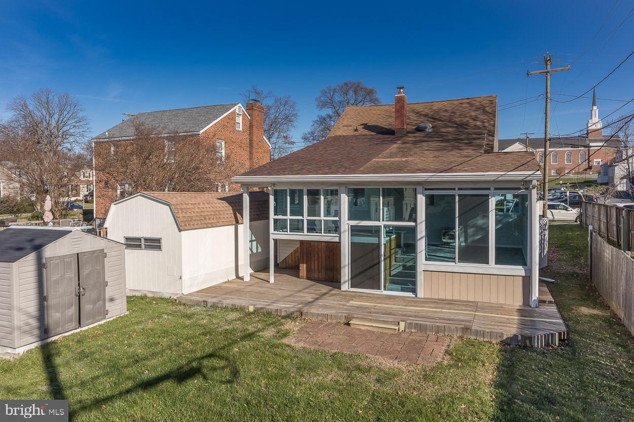 2933 Willoughby Road Baltimore, MD 21234 - Photo 4 of 46 Gallery Image 4