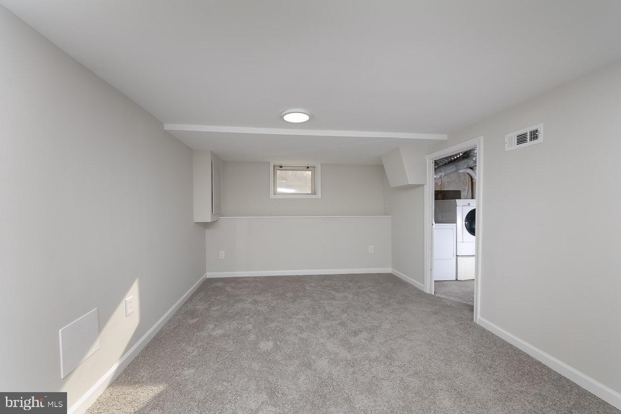 2933 Willoughby Road Baltimore, MD 21234 - Photo 43 of 46 Gallery Image 43
