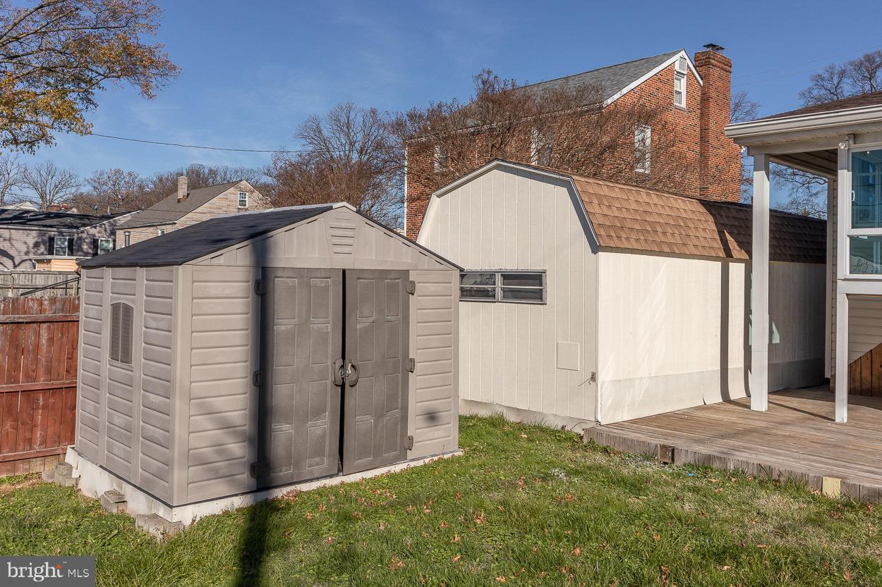 2933 Willoughby Road Baltimore, MD 21234 - Photo 6 of 46 Gallery Image 6