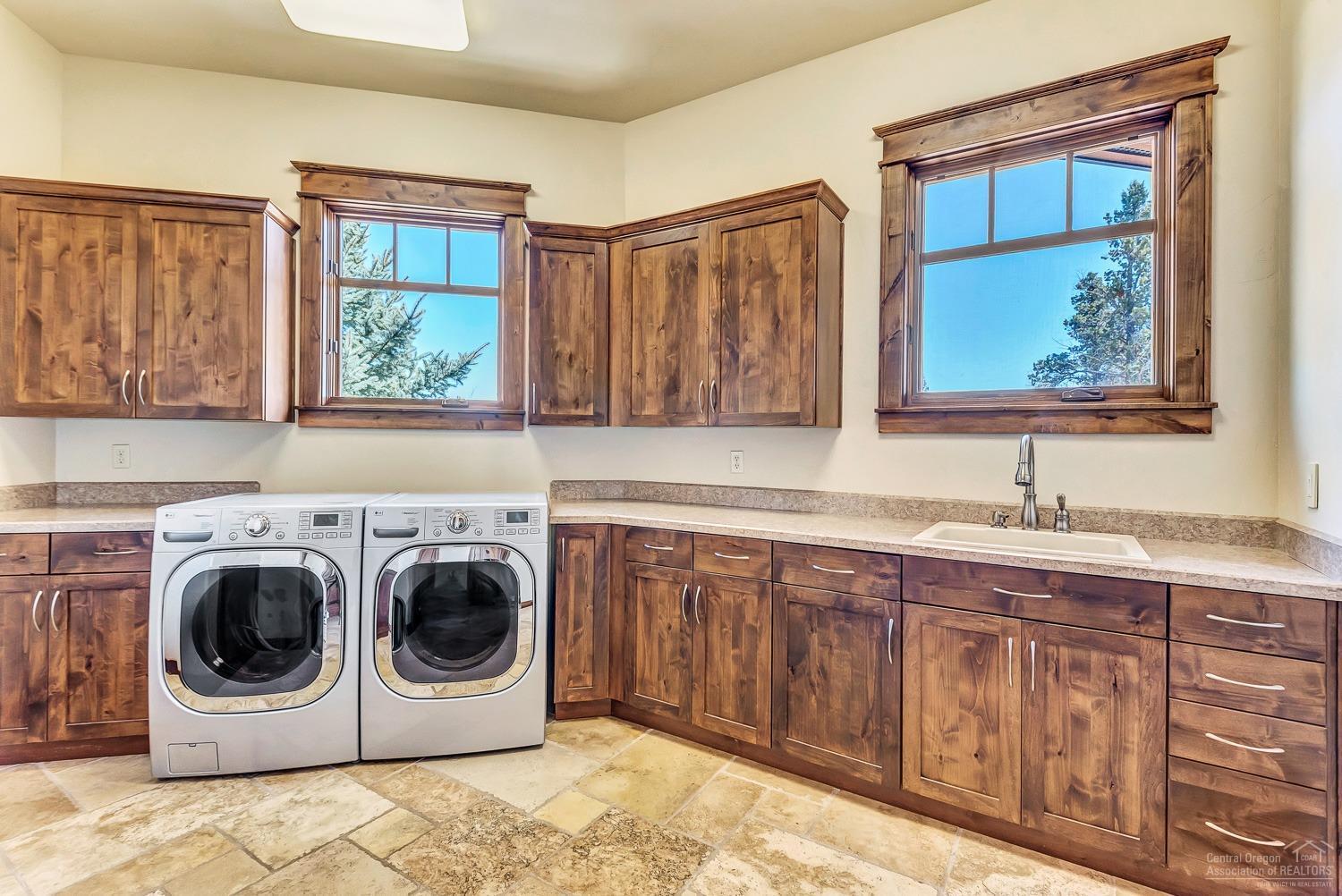 63970 Tyler Road Bend, OR 97703 - Photo 12 of 25 Additional Photo