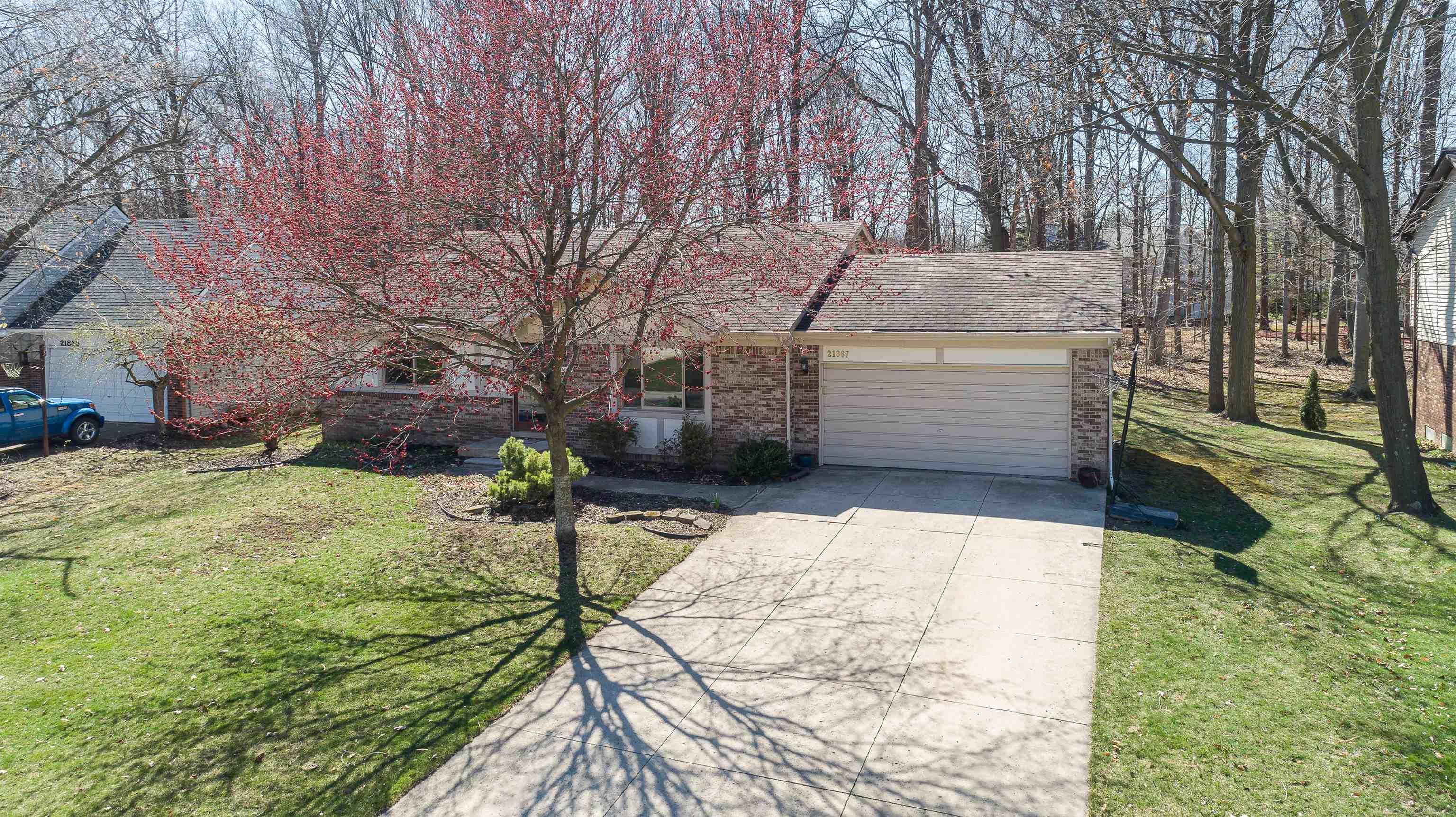 21867 Sunflower Road Novi, MI 48375 - Photo 11 of 44