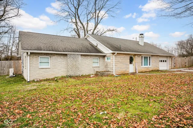 $260,000 | 3427 North East Street, Columbus, IN 47203