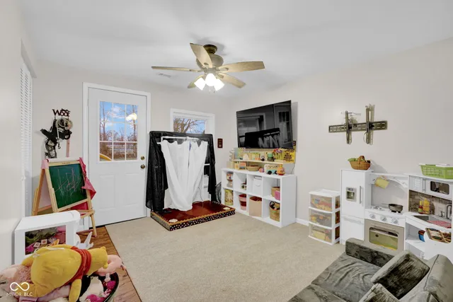 $260,000 | 3427 North East Street, Columbus, IN 47203