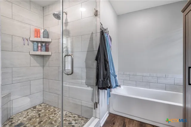 $289,000 | 1603 West Fm 2237, Muldoon, TX 78949