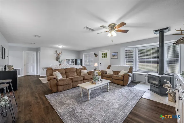 $289,000 | 1603 West Fm 2237, Muldoon, TX 78949