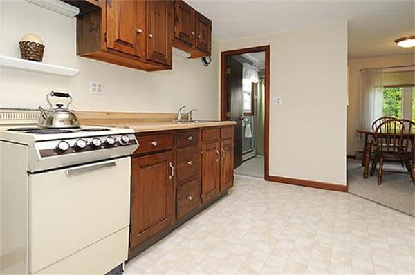 29 Argonne Road Billerica, MA 01821 - Photo 17 of 21 Gallery Image 17