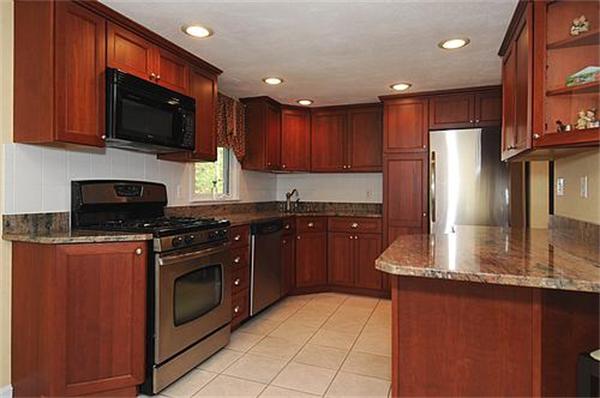 29 Argonne Road Billerica, MA 01821 - Photo 6 of 21 Gallery Image 6