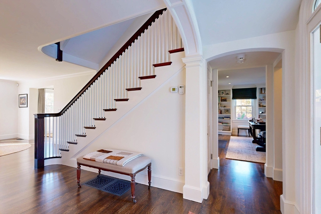 67 Farm Street Dover, MA 02030 - Photo 19 of 41