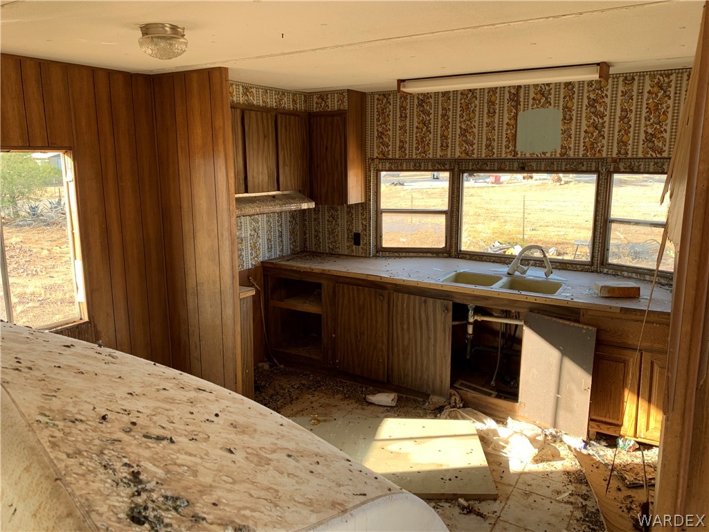 401 South Magma Road Golden Valley, AZ 86413 - Photo 25 of 27 Gallery Image 25