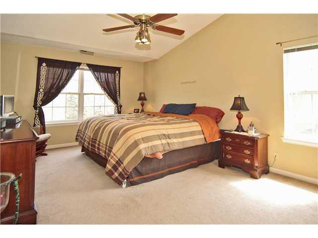 13238 Knoll Ridge Fishers, IN 46038 - Photo 14 of 24 Gallery Image 14