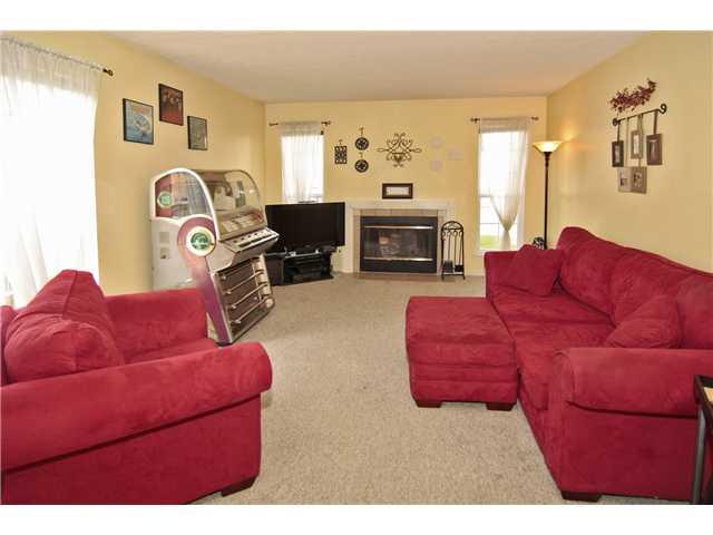 13238 Knoll Ridge Fishers, IN 46038 - Photo 10 of 24 Gallery Image 10