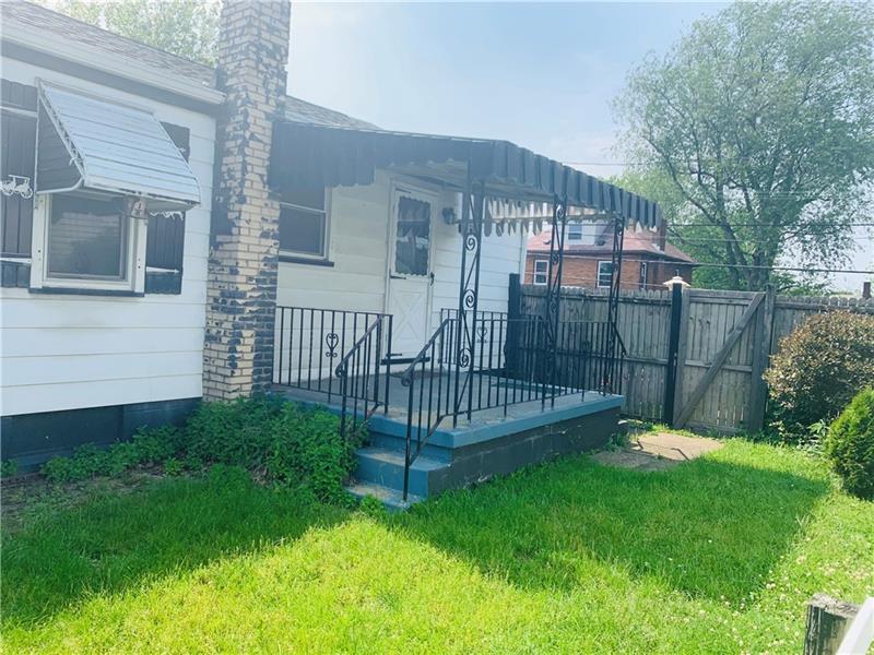 473 Ohio Avenue Rochester, PA 15074 - Photo 11 of 14