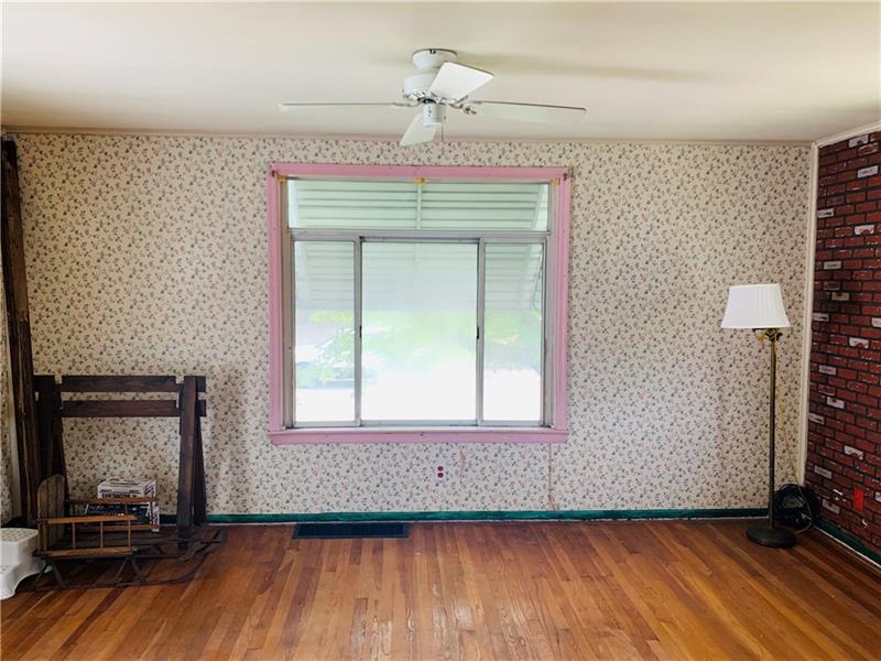 473 Ohio Avenue Rochester, PA 15074 - Photo 4 of 14