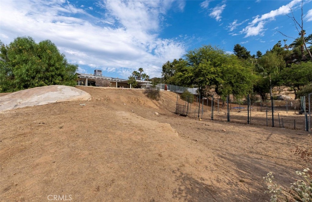 27531 Big Springs Ranch Road Hemet, CA 92544 - Photo 31 of 39