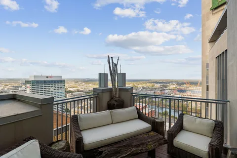 $15,000,000 | 415 Church Street, Unit PH 3002, Nashville, TN 37219
