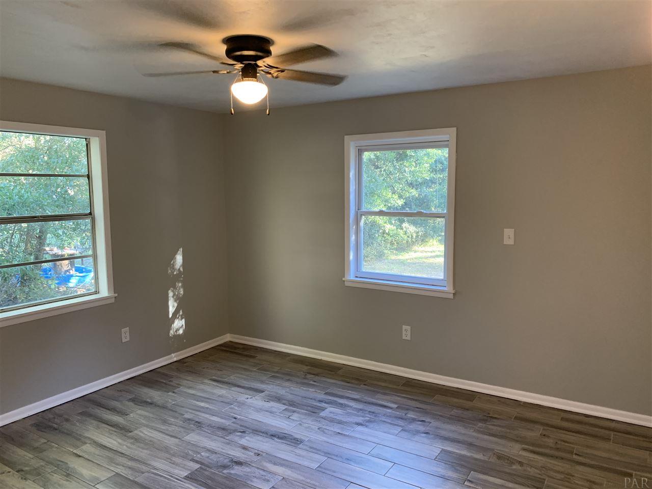 119 Majors Road Pensacola, FL 32503 - Photo 13 of 16 Gallery Image 13