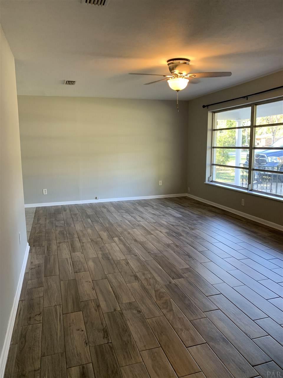 119 Majors Road Pensacola, FL 32503 - Photo 8 of 16 Gallery Image 8