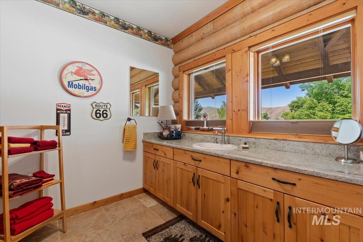 130 Mill Road Horseshoe Bend, ID 83629 - Photo 17 of 49