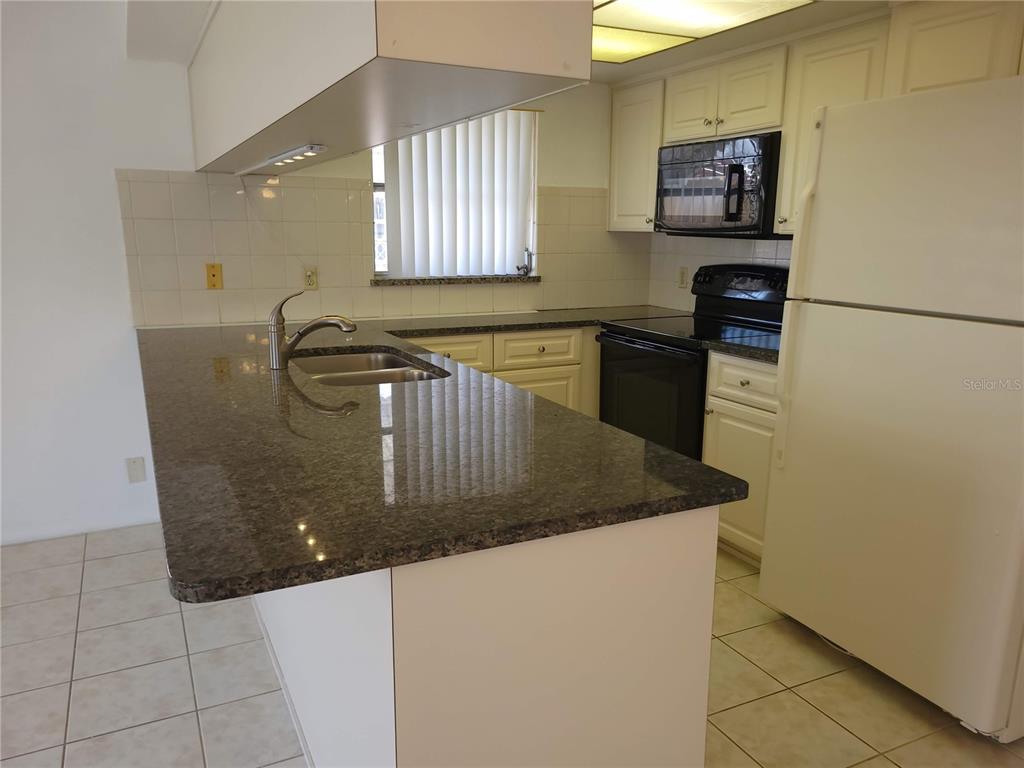 6410 Tralee Avenue New Port Richey, FL 34653 - Photo 14 of 25