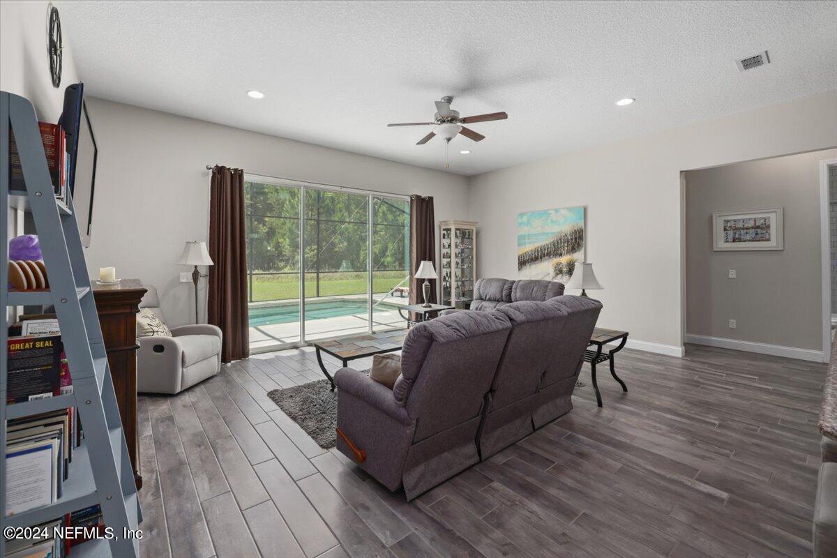 66452 Rocking Horse Lane Callahan, FL 32011 - Photo 31 of 71 69-17 - Interior