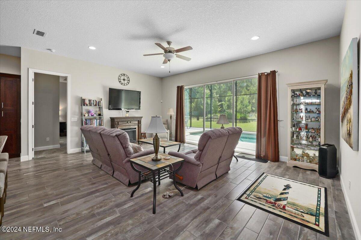 66452 Rocking Horse Lane Callahan, FL 32011 - Photo 33 of 71 71-19 - Interior