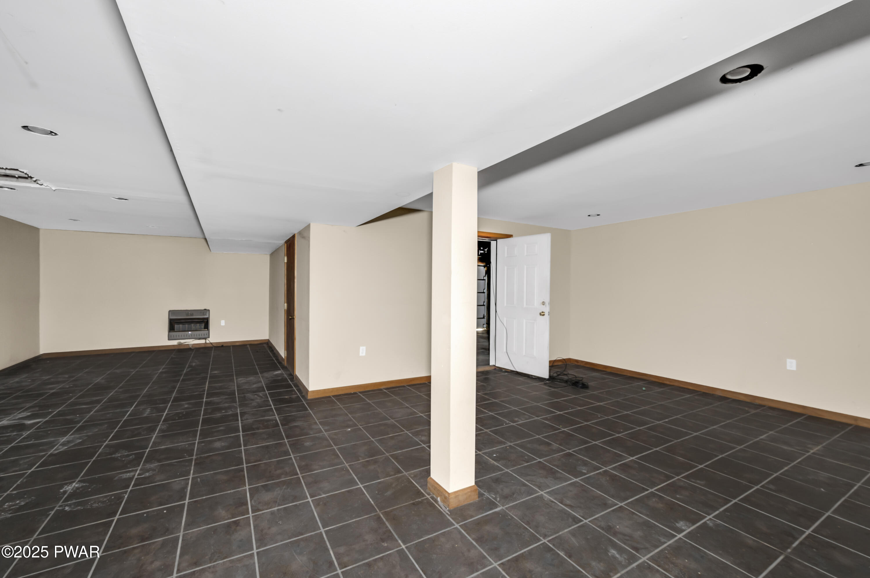 2117 Owl Pass Road Bushkill, PA 18324 - Photo 34 of 43