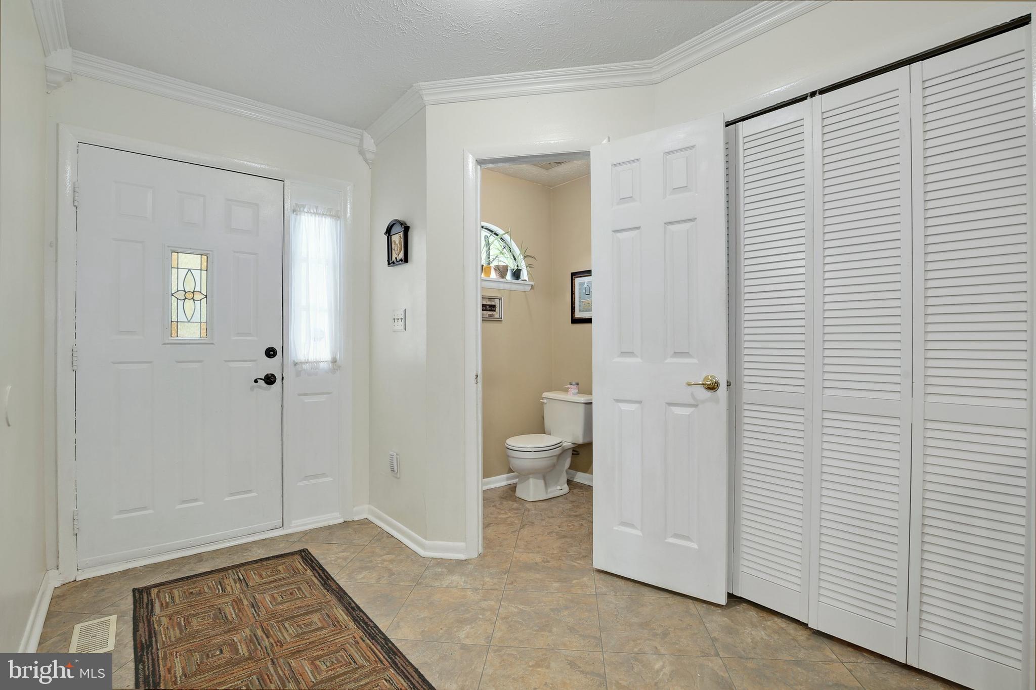 6351 Red Haven Road Columbia, MD 21045 - Photo 4 of 39 Gallery Image 4