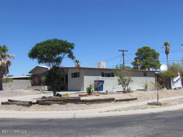 1802 West Merlin Road Tucson, AZ 85713 - Photo 3 of 15