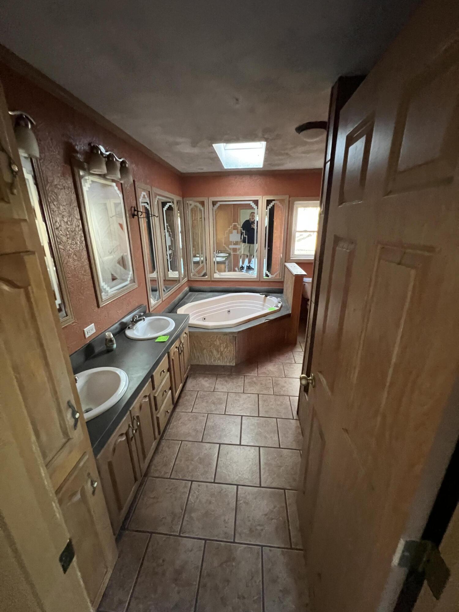 711 McCallie Ferry Road Soddy Daisy, TN 37379 - Photo 12 of 16 IMG_7800 (1)