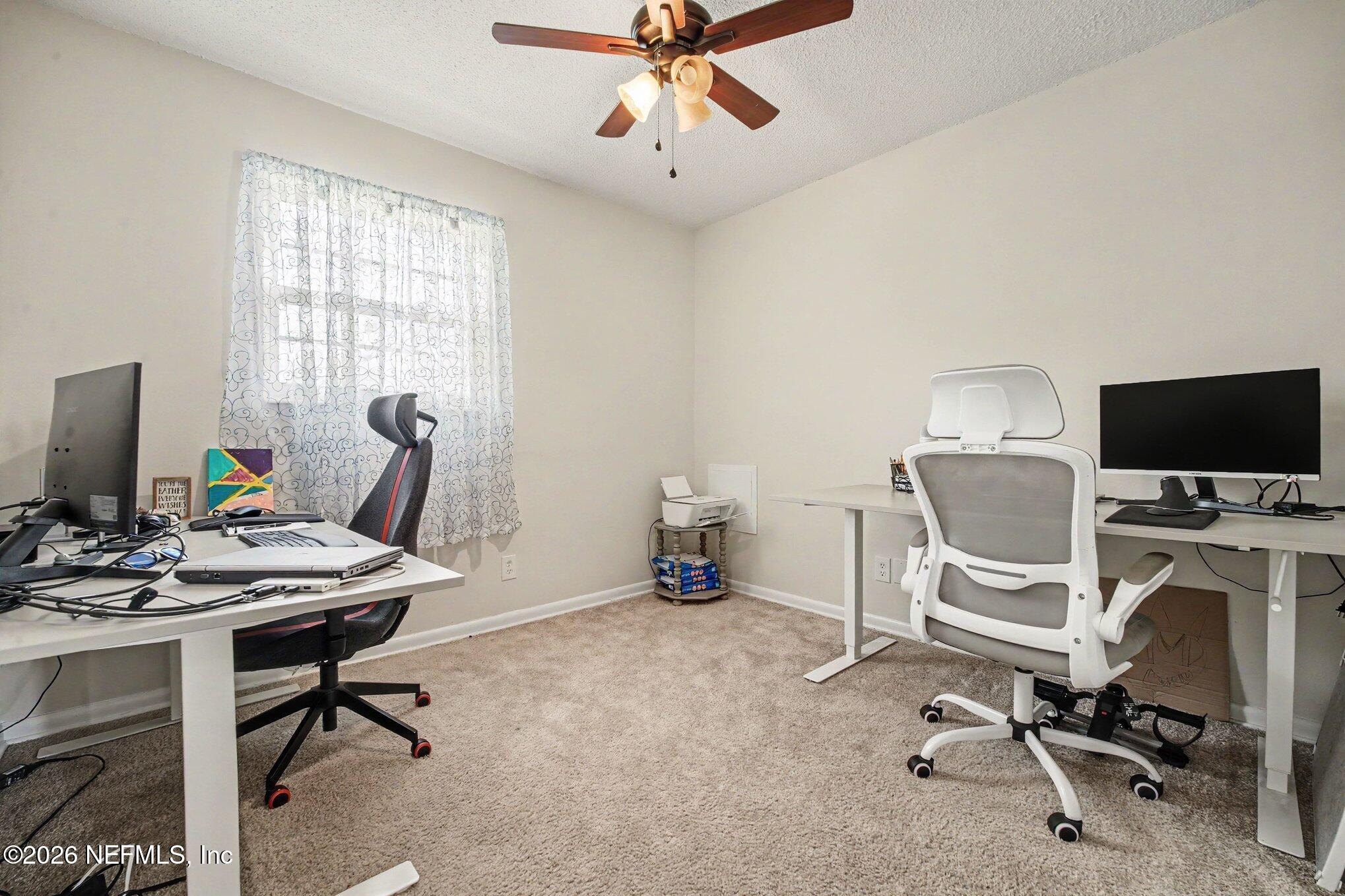 8957 Yarmouth Road Jacksonville, FL 32257 - Photo 15 of 33 015_file_3174