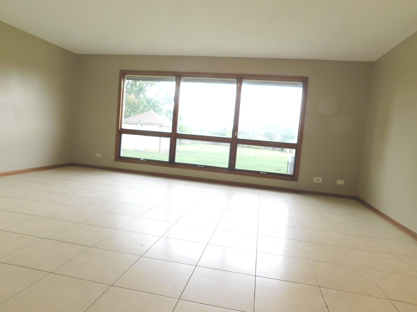 46W356 Jericho Road Big Rock, IL 60511 - Photo 15 of 33 a view of an empty room with a window