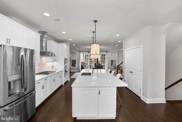 $859,000 | 23049 Cottonwillow Square, Brambleton, VA 20148