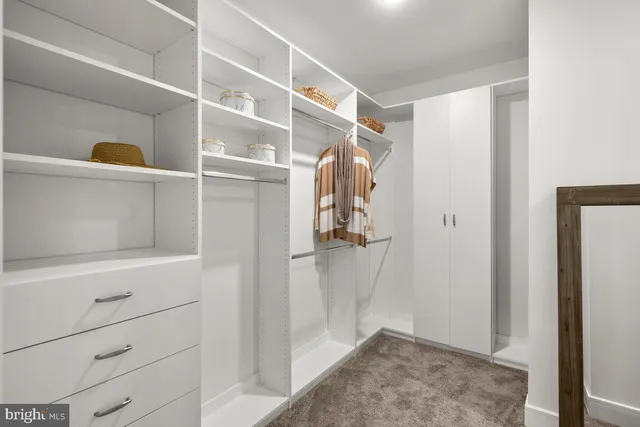 $859,000 | 23049 Cottonwillow Square, Brambleton, VA 20148