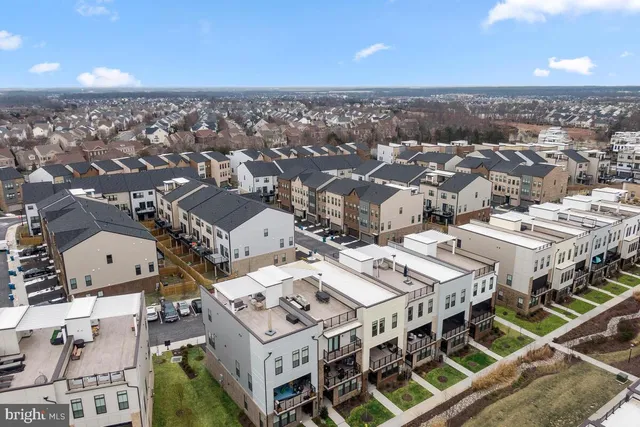 $859,000 | 23049 Cottonwillow Square, Brambleton, VA 20148