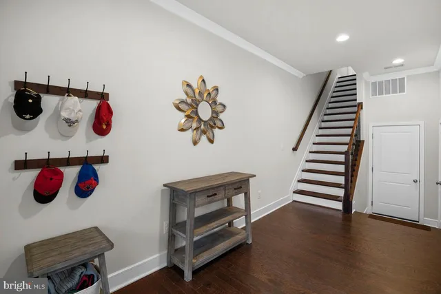 $859,000 | 23049 Cottonwillow Square, Brambleton, VA 20148