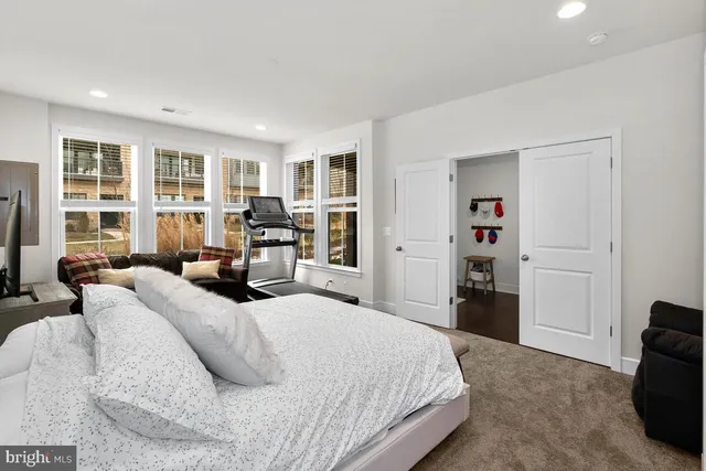 $859,000 | 23049 Cottonwillow Square, Brambleton, VA 20148