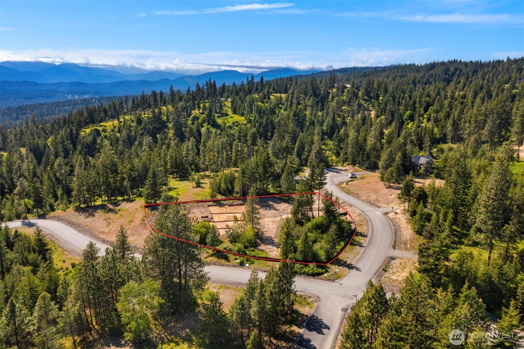 80 Plum Creek Road Cle Elum, WA 98922 - Photo 8 of 20 a view of a city with ocean view