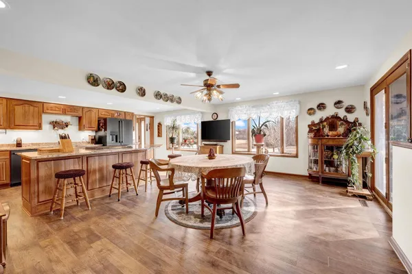 $1,400,000 | W8347 Thompson Road, Poynette, WI 53955