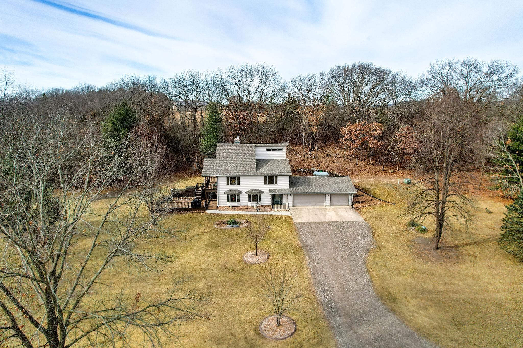 W8347 Thompson Road Poynette, WI 53955 - Photo 3 of 64