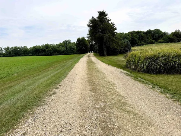 $1,400,000 | W8347 Thompson Road, Poynette, WI 53955