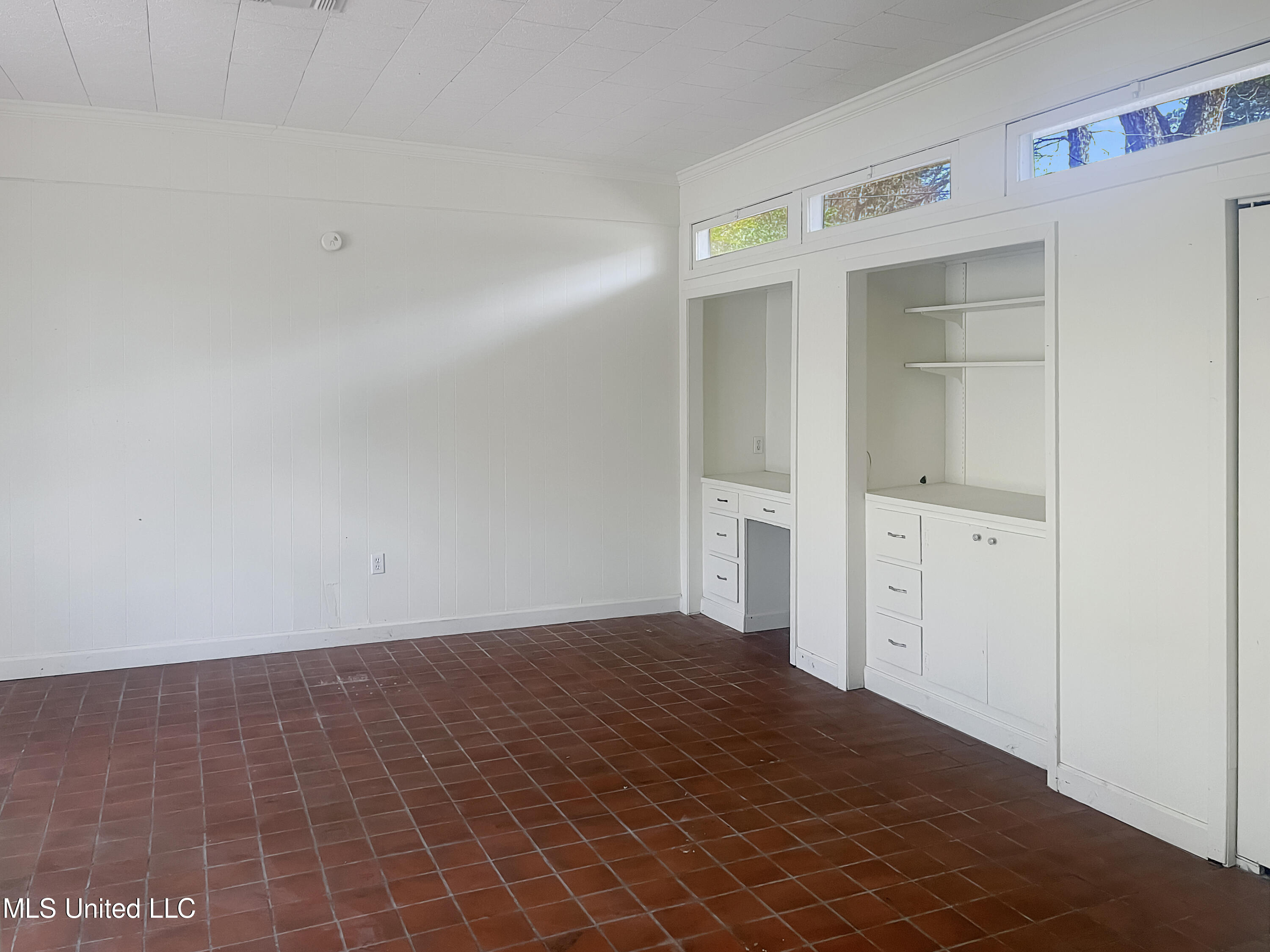 1078 Meadowbrook Road Jackson, MS 39206 - Photo 13 of 14 IMG_4993