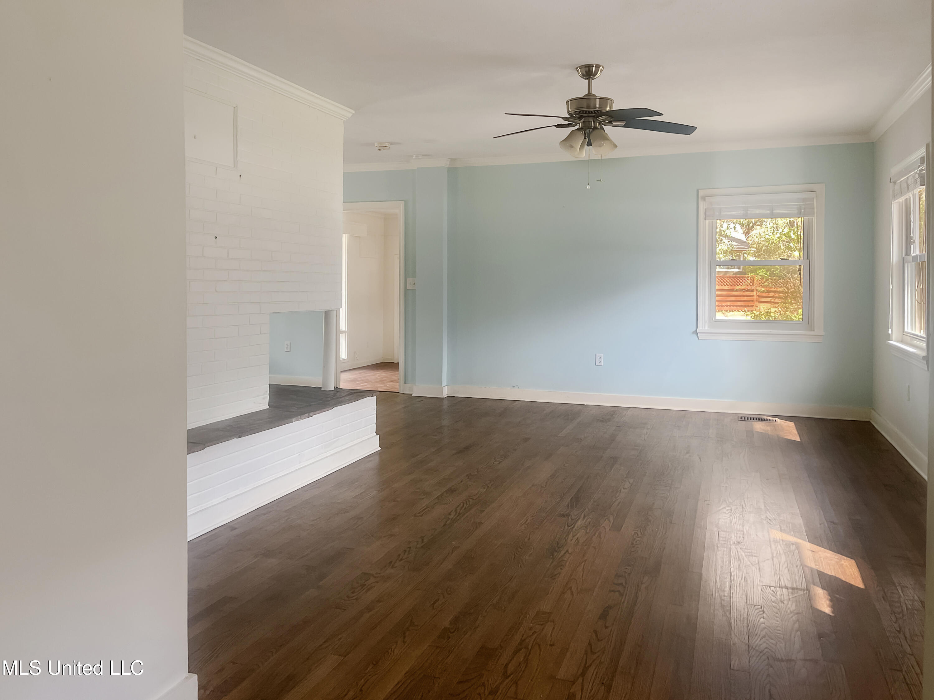 1078 Meadowbrook Road Jackson, MS 39206 - Photo 2 of 14 IMG_4973