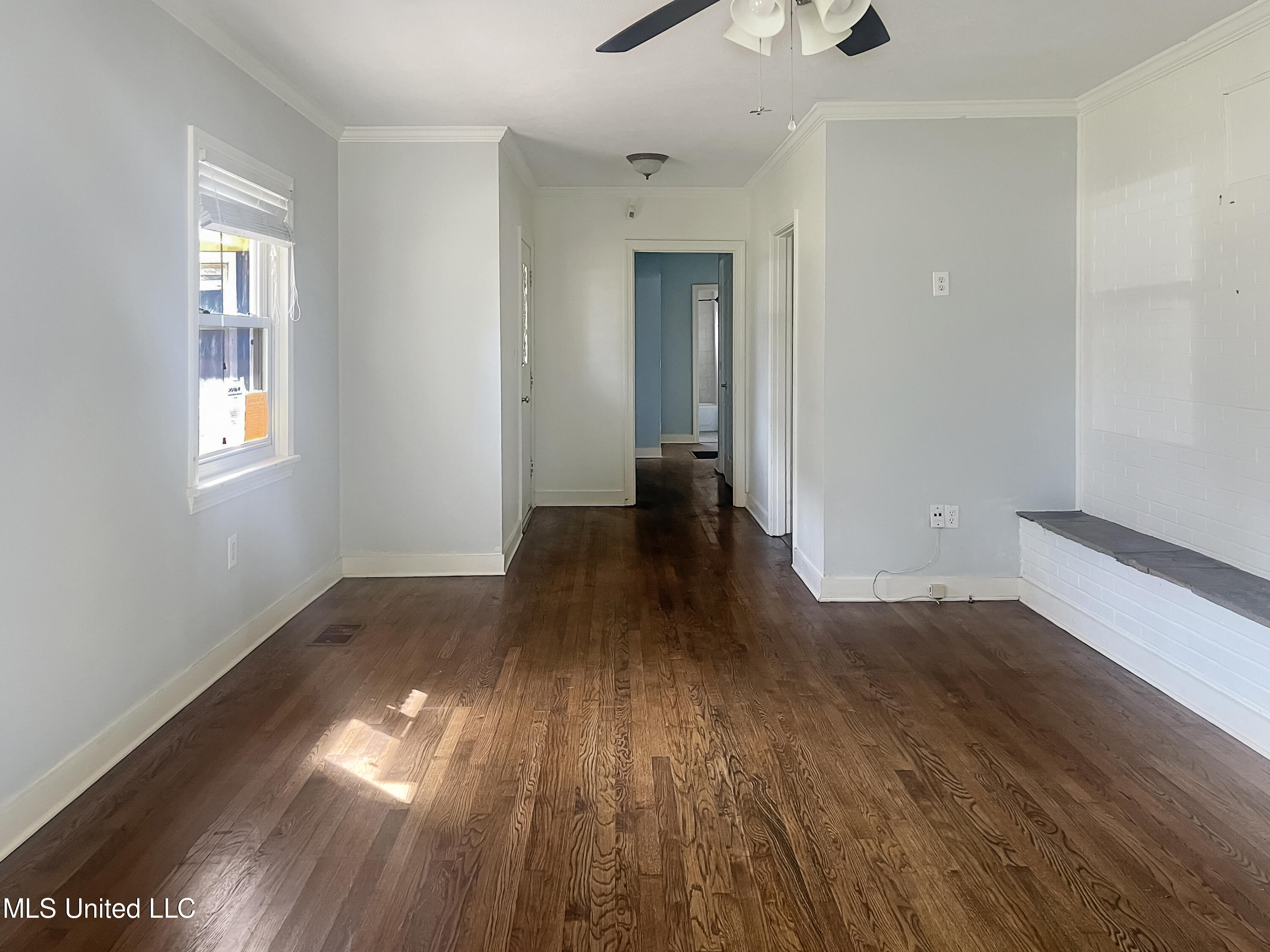 1078 Meadowbrook Road Jackson, MS 39206 - Photo 4 of 14 IMG_4980