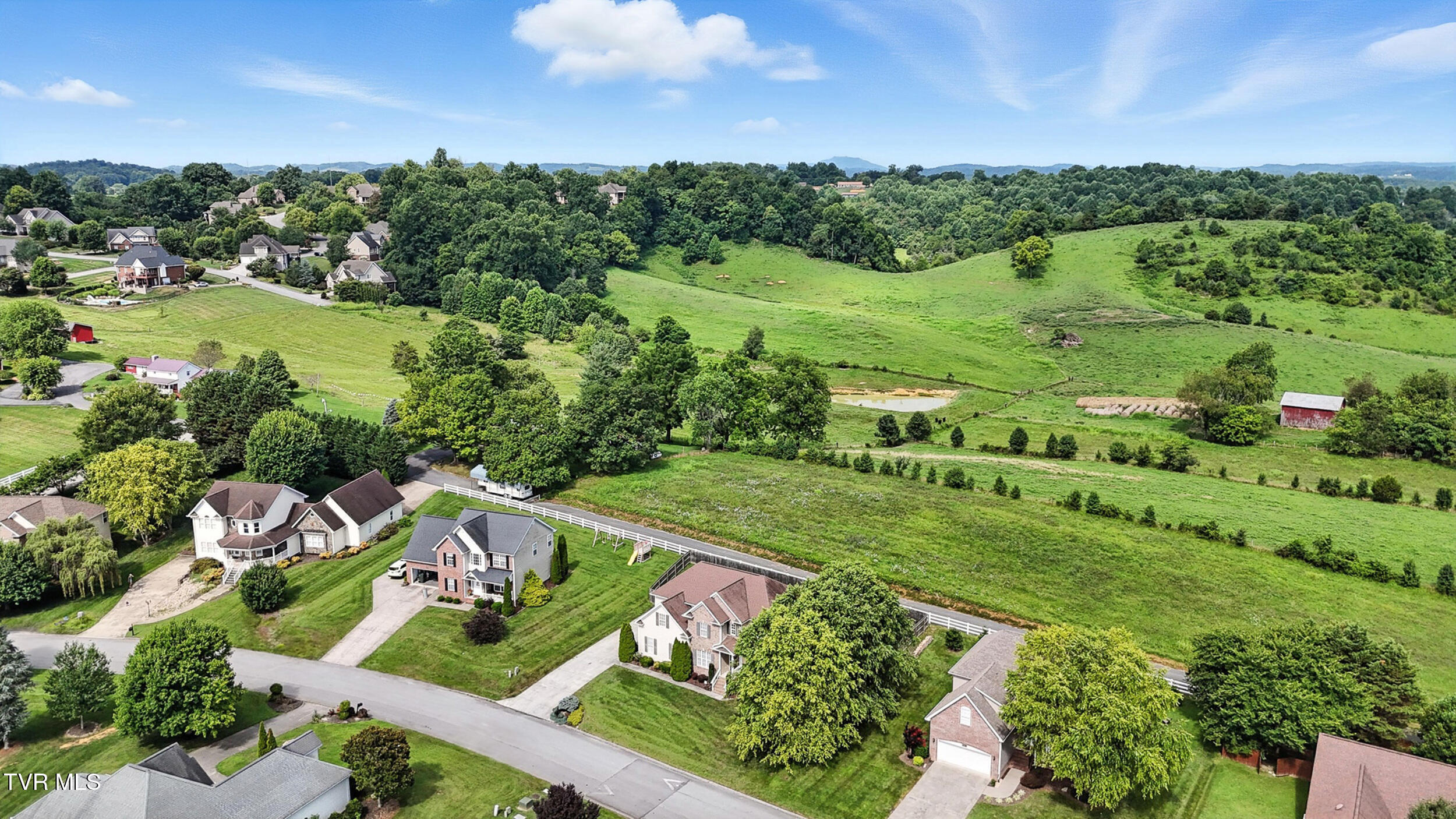 118 Ridgeview Meadows Drive Johnson City, TN 37615 - Photo 53 of 55 53_005_dji_20250715104038_0050_d