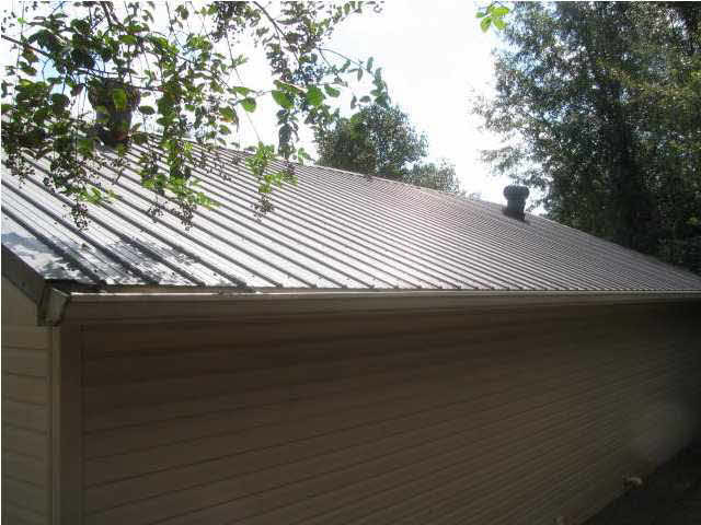 904 Cleary Road, Unit 10 Florence, MS 39073 - Photo 6 of 17 Typical Metal Roof