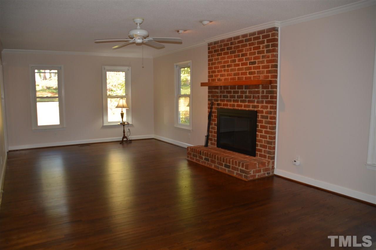 4219 Swarthmore Road Durham, NC 27707 - Photo 10 of 30 Gallery Image 10