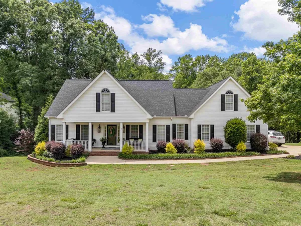$599,000 | 379 Shallowford Drive, Boiling Springs, SC 29316