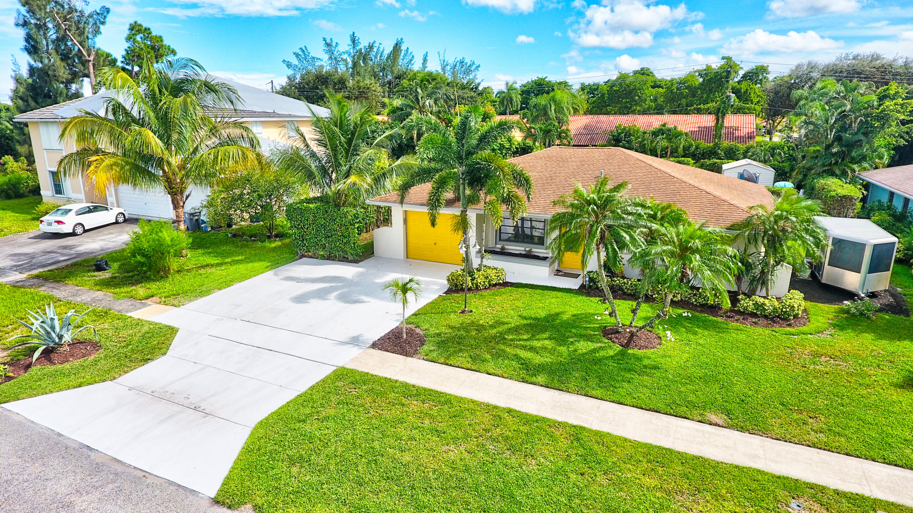 5138 Oak Hill Road Delray Beach, FL 33484 - Photo 6 of 58 Exterior Front